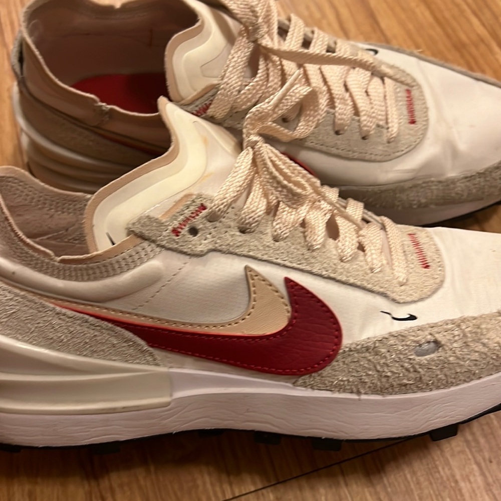 Womens Nike shoes